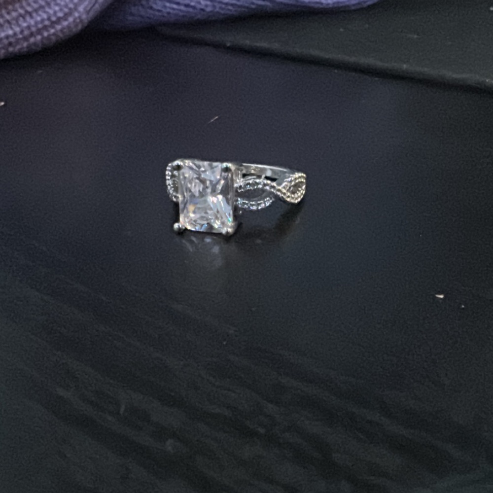 cute Diamond ring